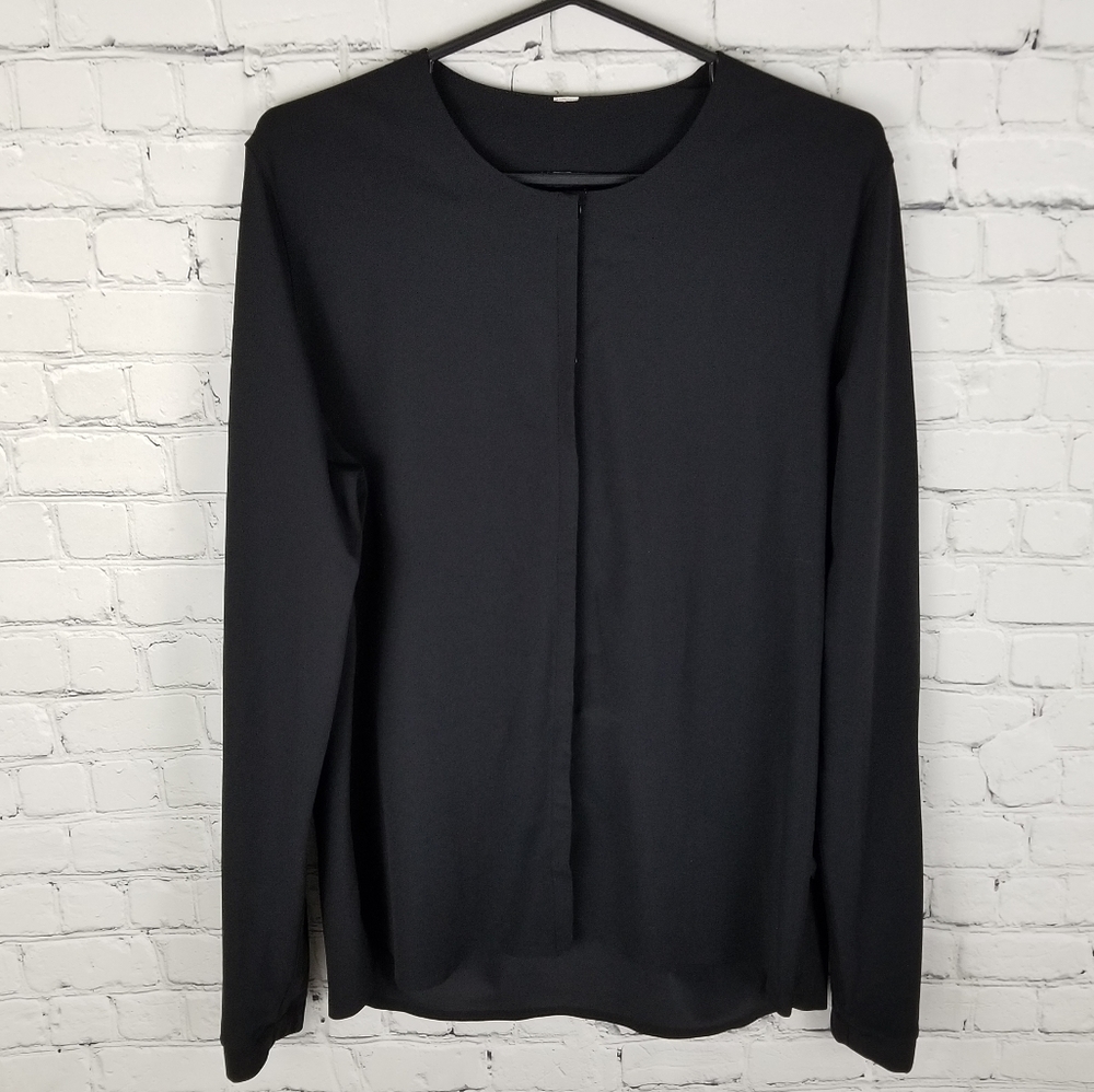 LULULEMON | collarless stretch long sleeve blouse